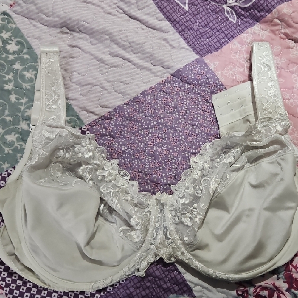 SOLD - Elegant White Lace Bra